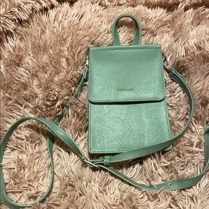 Matt & Nat Mint Green Crossbody Bag – Minimalist & Eco-Friendly Chic